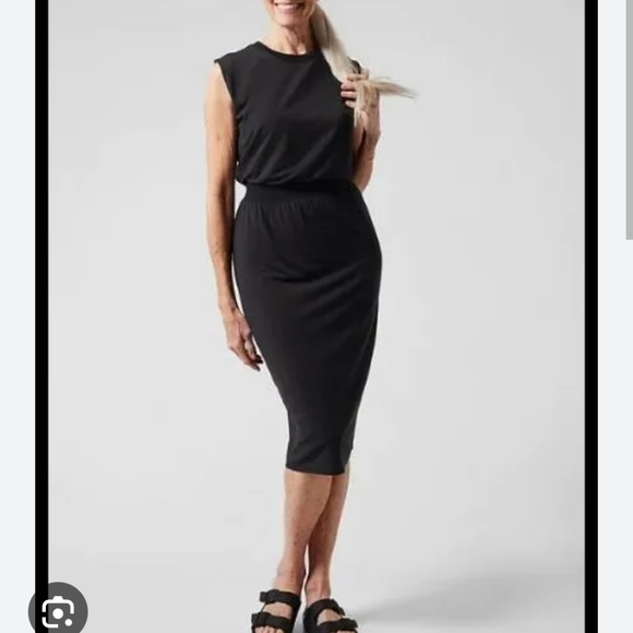 Athleta Santorini Dress - Picture 2 of 7